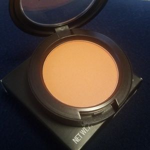 BNIB MAC Blush